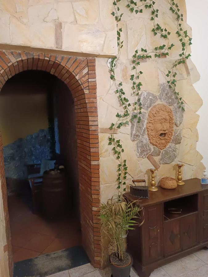 Casa Vacanze Noemi Riposto Exterior foto